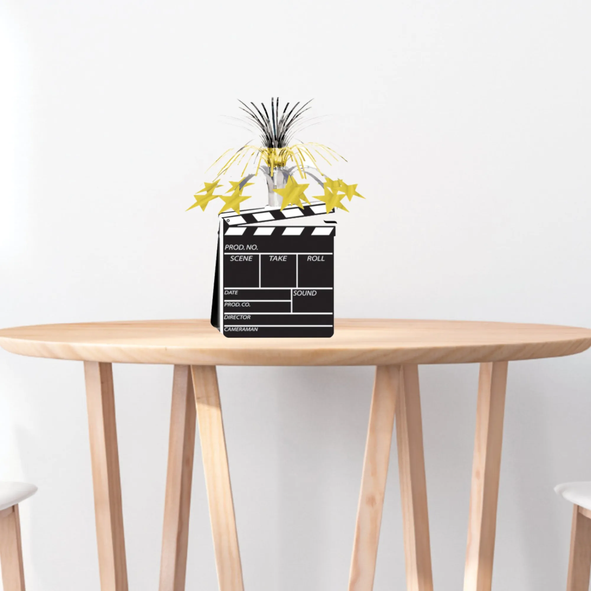 Discount Windy City Novelties Clapboard 15" Centerpiece