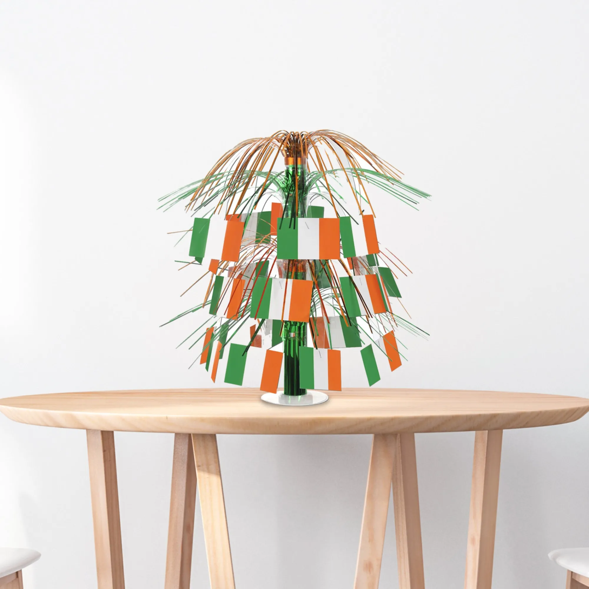Clearance Windy City Novelties Irish Flag 18" Cascade Centerpiece