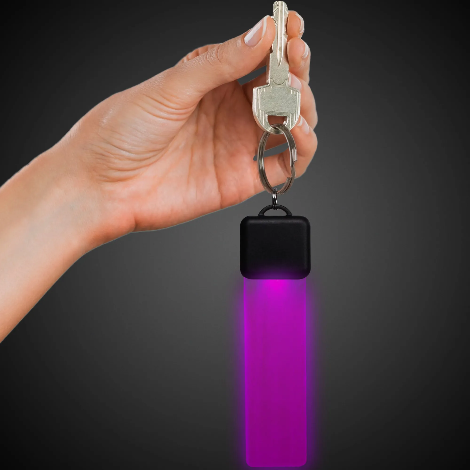 Outlet Windy City Novelties LED Pink Keychain