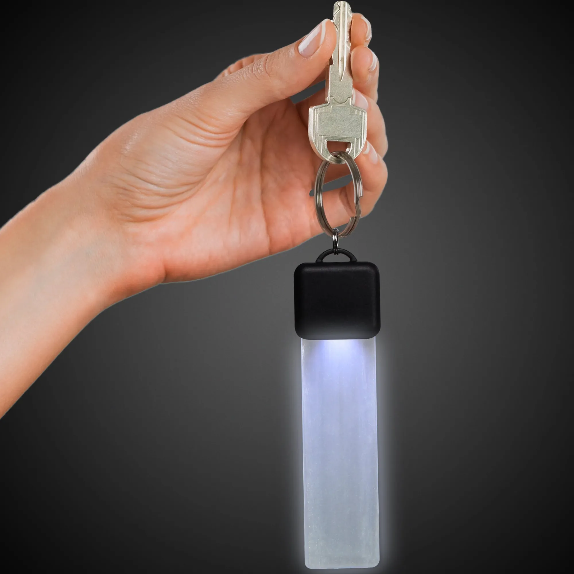 Outlet Windy City Novelties LED White Keychain