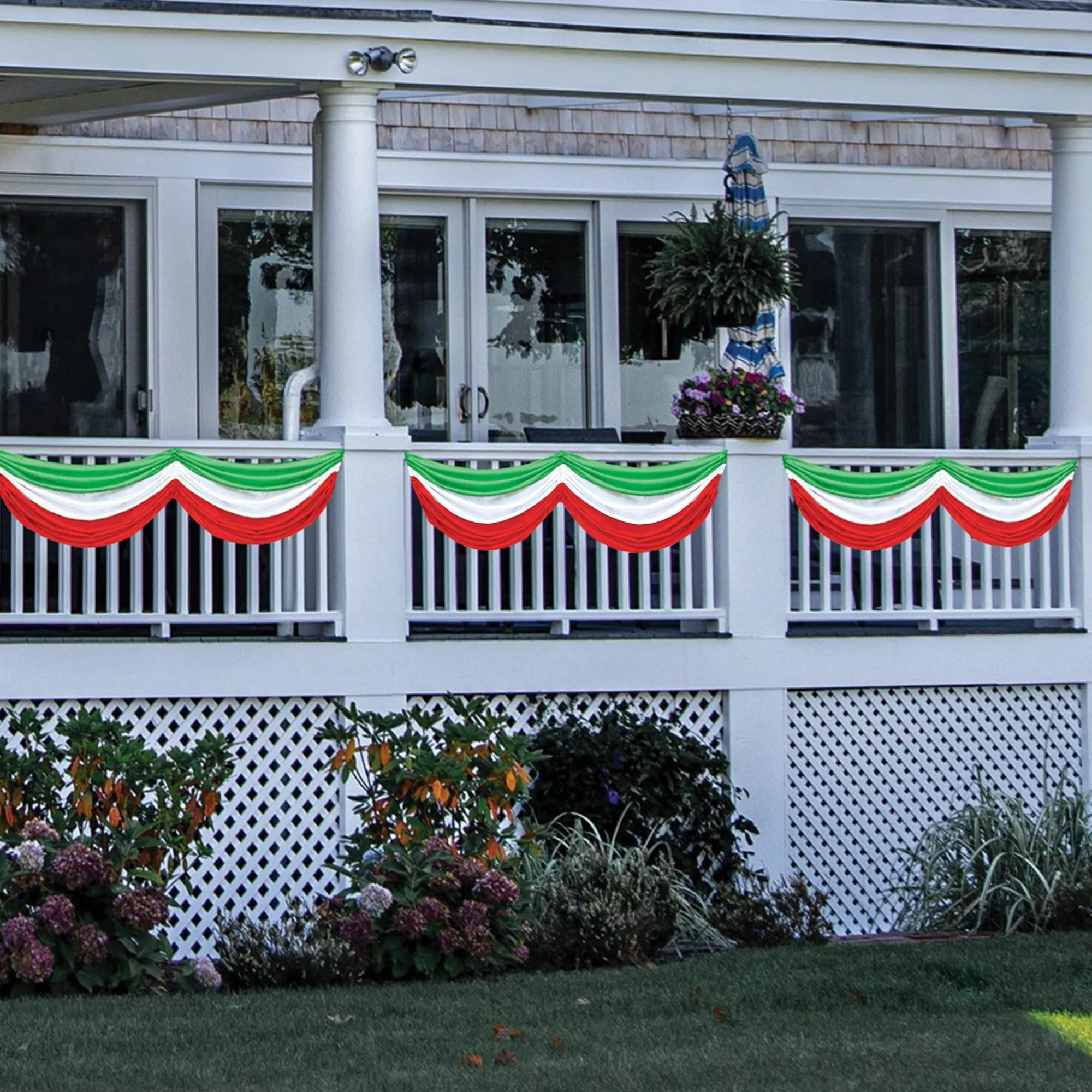 Best Windy City Novelties Red, White & Green Fabric Bunting Decoration