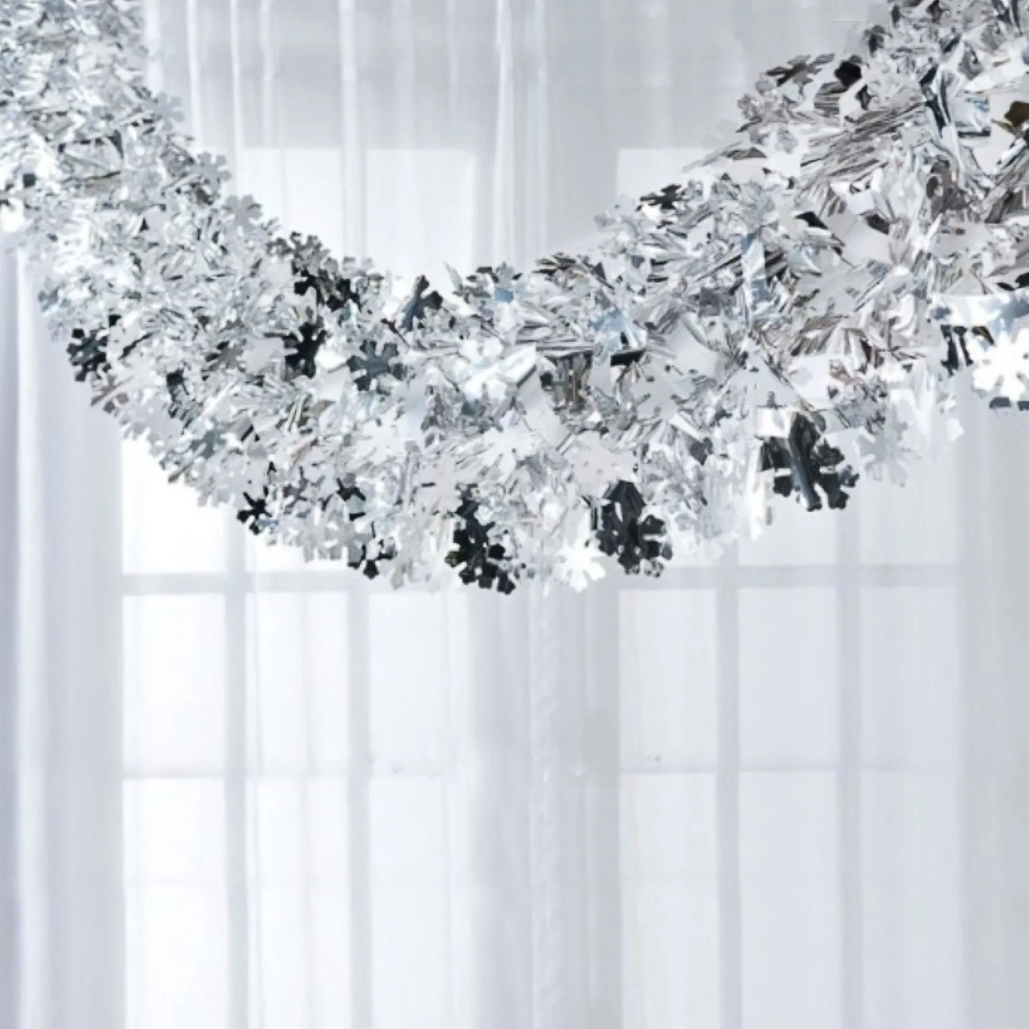 Windy City Novelties Snowflake Accordion Garland